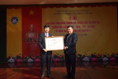 Trường THPT A Hải Hậu tổ chức Lễ đón nhận Bằng công nhận trường đạt chuẩn quốc gia, Bằng công nhận trường đạt chuẩn Xanh – Sạch – Đẹp – An toàn, Chứng nhận chất lượng giáo dục cấp độ 3 và Kỷ niệm 41 năm ngày nhà giáo Việt Nam 20/11/1982 – 20/11/2023