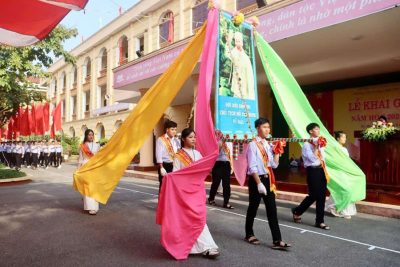 Lễ Khai Giảng Năm Học 2024 – 2025 tại trường THPT A Hải Hậu: Một khởi đầu rực rỡ.