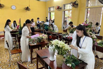 Tuổi trẻ trường THPT A Hải Hậu rực rỡ sắc màu trong Hội thi “Nữ sinh khéo tay” năm học 2025-2026.