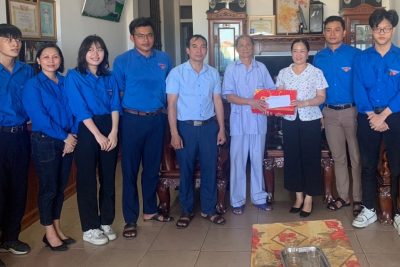 Đoàn trường THPT A Hải Hậu tổ chức hoạt động đền ơn đáp nghĩa nhân dịp kỷ niệm 76 năm Ngày Thương binh liệt sỹ ((27/7/1947-27/7/2023)