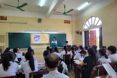ỨNG DỤNG CHUYỂN ĐỔI SỐ TRONG DẠY VÀ HỌC NGỮ VĂN TẠI TRƯỜNG THPT A HẢI HẬU