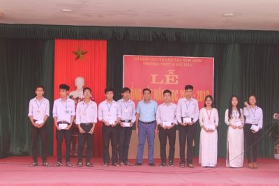 TRƯỜNG THPT A HẢI HẬU TỔ CHỨC LỄ TỔNG KẾT NĂM HỌC 2017-2018