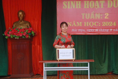 Trường THPT A Hải Hậu với tinh thần tương thân tương ái quyên góp hỗ trợ đồng bào vùng bão lũ