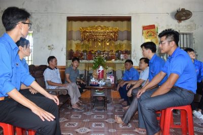 Hoạt động đền ơn đáp nghĩa của ĐVTN trường THPTA Hải Hậu