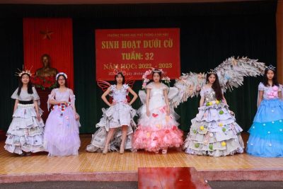 Trường THPT A Hải Hậu tổ chức cuộc thi “Thiết kế thời trang từ sản phẩm tái chế”