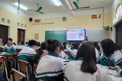 TIẾT DẠY NGHIÊN CỨU BÀI HỌC MÔN NGỮ VĂN 10 THEO CHƯƠNG TRÌNH GDPT 2018