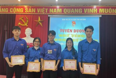Đoàn trường THPT A Hải Hậu vinh dự có 3 đoàn viên tiêu biểu đạt danh hiệu “Học sinh 3 tốt” cấp tỉnh năm học 2022-2023.