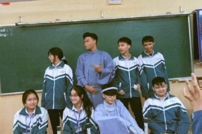TẤM CÁM” HIỆN ĐẠI – HỌC VĂN HỌC THEO HÌNH THỨC SÂN KHẤU HÓA CỦA TRƯỜNG THPT A HẢI HẬU