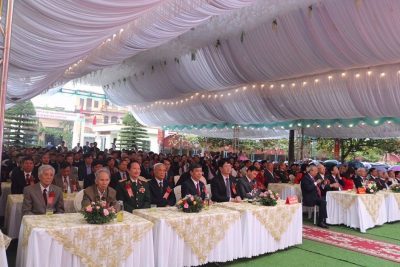 TRƯỜNG THPT A HẢI HẬU TỔ CHỨCLỄ ĐÓN NHẬN CỜ THI ĐUA CHÍNH PHỦ KỶ NIỆM 60 NĂM THÀNH LẬP TRƯỜNG KỶ NIỆM NGÀY NHÀ GIÁO VIỆT NAM 20/11