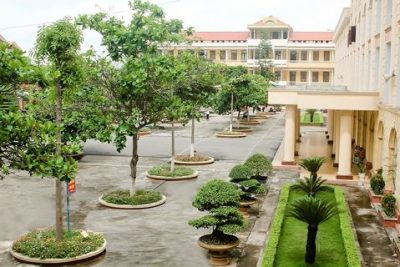 MỘT SỐ SÁNG TÁC THƠ VĂN ĐẠT GIẢI CUỘC THI VỀ “ NHỮNG KỈ NIỆM SÂU SẮC VỀ THẦY CÔ VÀ MÁI TRƯỜNG MẾN YÊU” NĂM 2019