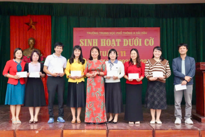 HỘI THI “ TIẾNG HÁT GIÁO VIÊN, NHÂN VIÊN” CHÀO MỪNG 43 NĂM NGÀY NHÀ GIÁO VIỆT NAM 20/11