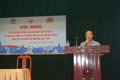 Hội nghị tập huấn tuyên truyền về giáo dục pháp luật An toàn giao thông và triển khai công tác An toàn giao thông năm học 2023-2024 tại trường THPT A Hải Hậu