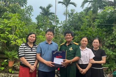 Trường THPT A Hải Hậu tổ chức hoạt động tri ân nhân kỷ niệm 78 năm ngày thương binh – liệt sĩ (27/7/1947 – 27/7/2025)